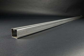 Einfassprofil für Wellengitter, Typ 4, Stahl 3000 × 40 × 40 mm, Schlitzbreite 7,5 mm